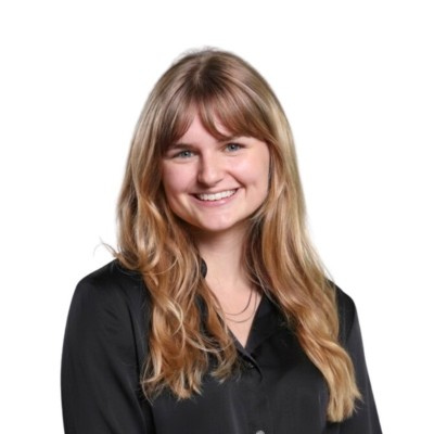 Fiona Shand Headshot.jpg